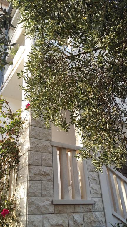 Apartments Ella Makarska Exterior foto